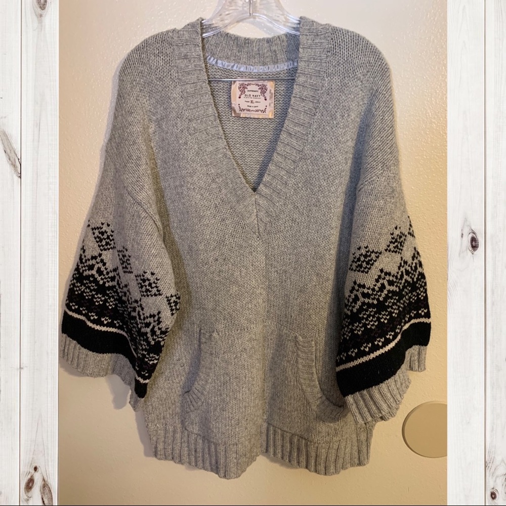 OLD NAVY SWEATER MATERNITY